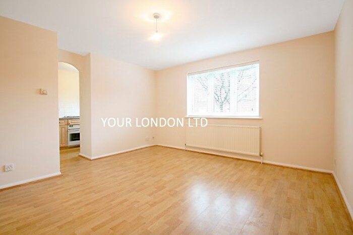 2 Bedroom Flat To Rent In Crosslet Vale, Greenwich, SE10