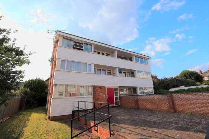 1 Bedroom Flat To Rent In Wing Road, Leighton Buzzard, LU7