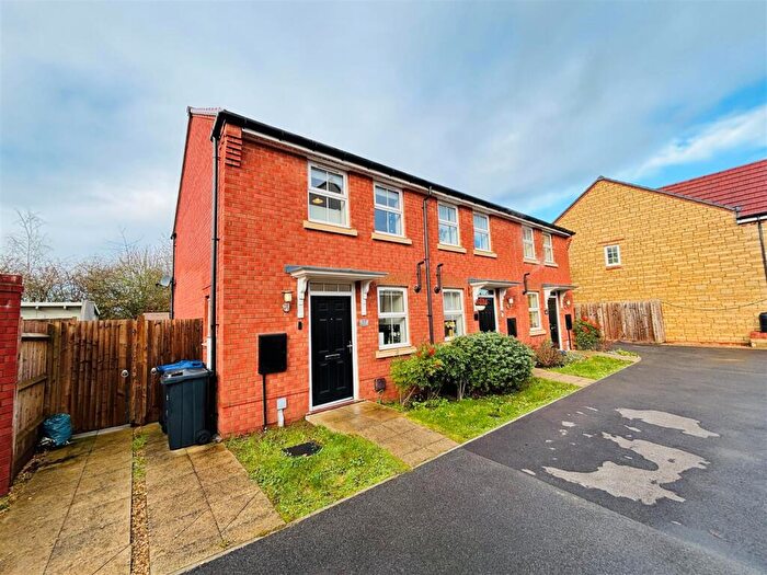 2 Bedroom End Of Terrace House For Sale In Mint Grove, Melksham, SN12