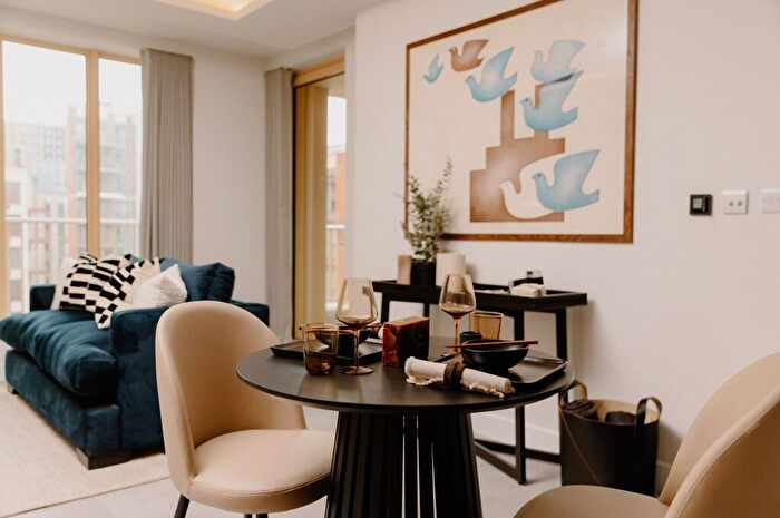 Studio To Rent In Embassy Boulevard, London, SW11