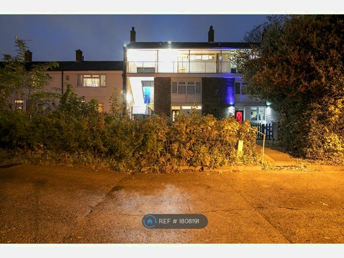 1 Bedroom Maisonette To Rent In The Hornbeams, Harlow, CM20