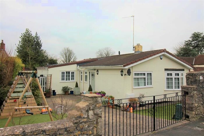 3 Bedroom Bungalow For Sale In Rudgeway Park, Rudgeway, Bristol BS35