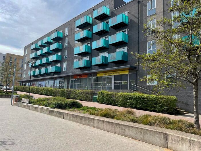 2 Bedroom Flat To Rent In Minter Road, Barking, IG11