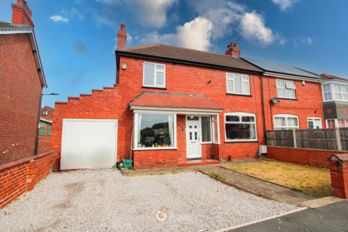 3 Bedroom Semi-Detached House For Sale In Buckingham Road, Town Moor, Doncaster, DN2