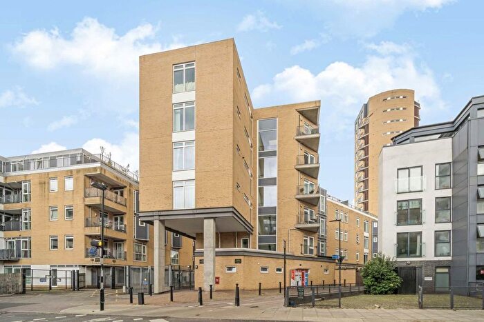 1 Bedroom Flat For Sale In Martello Street, London, E8