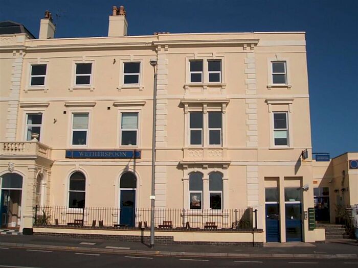 1 Bedroom Flat To Rent In Reed Arms, Burnham-On-Sea, Somerset TA8