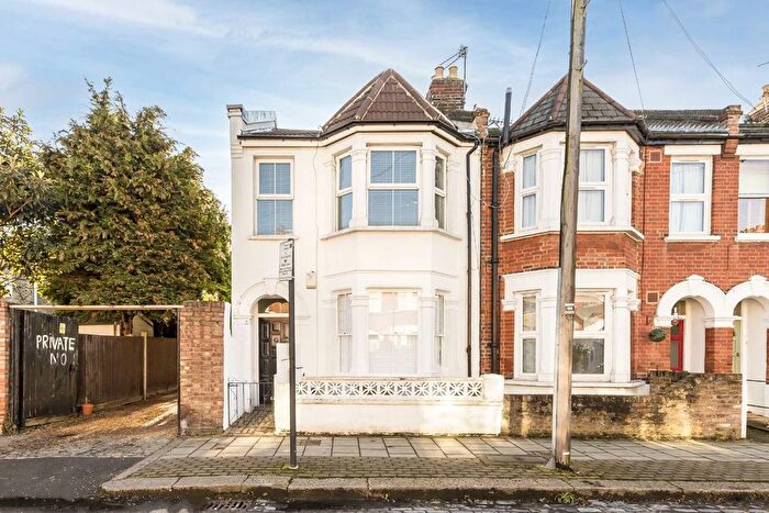 1 Bedroom Flat To Rent In Thorndean Street, Earlsfield, SW18