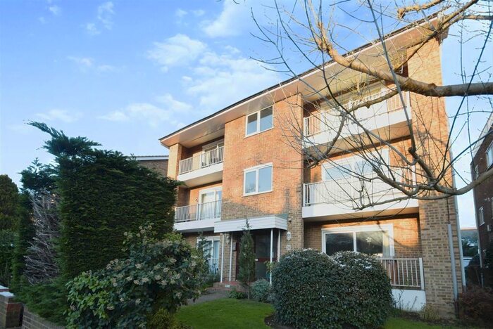 2 Bedroom Flat To Rent In Spencer Hill, London, SW19