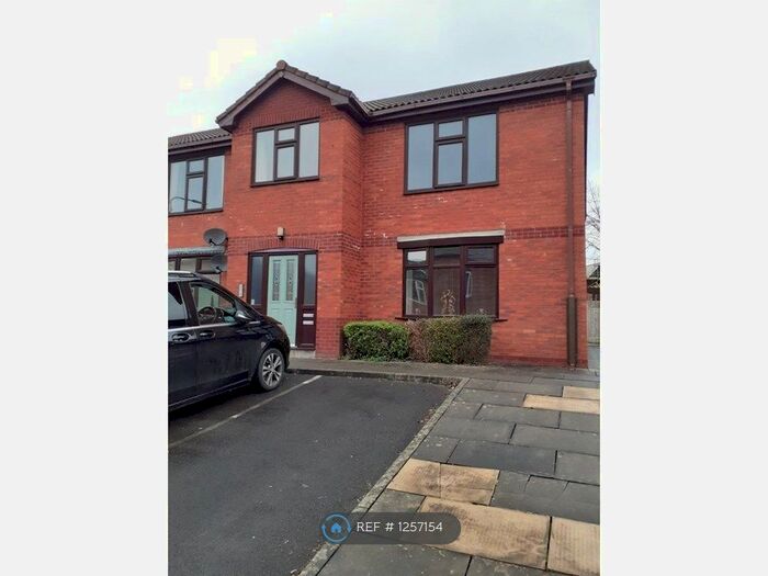2 Bedroom Flat To Rent In Kent Street, Wigan WN1