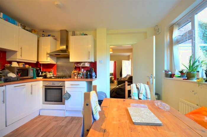 4 Bedroom End Of Terrace House To Rent In Gristhorpe Road Selly Oak, Birmingham, B29