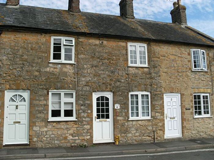 2 Bedroom Detached House To Rent In George Street, Sherborne, Dorset, DT9