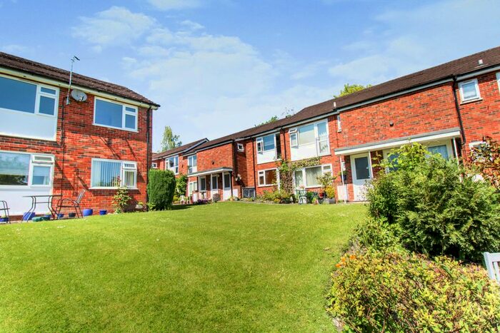 1 Bedroom Flat To Rent In The Green, Marlborough, SN8