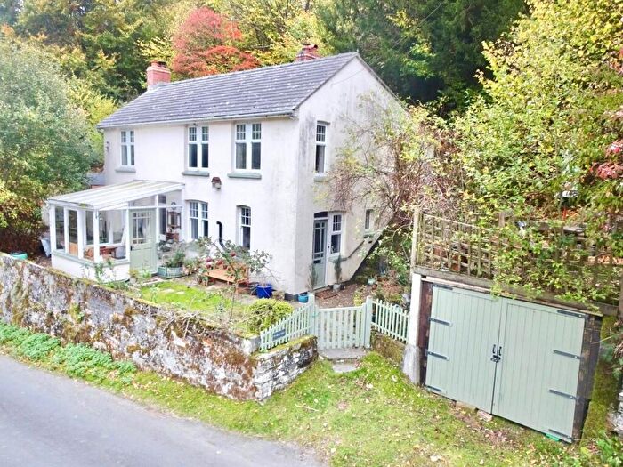 4 Bedroom Detached House For Sale In Aberedw, Builth Wells, Powys, LD2