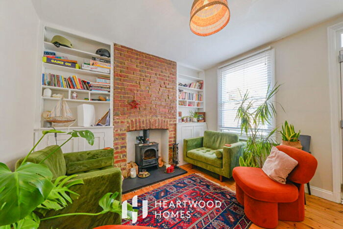 2 Bedroom End Of Terrace House For Sale In Bedford Road, St. Albans, AL1