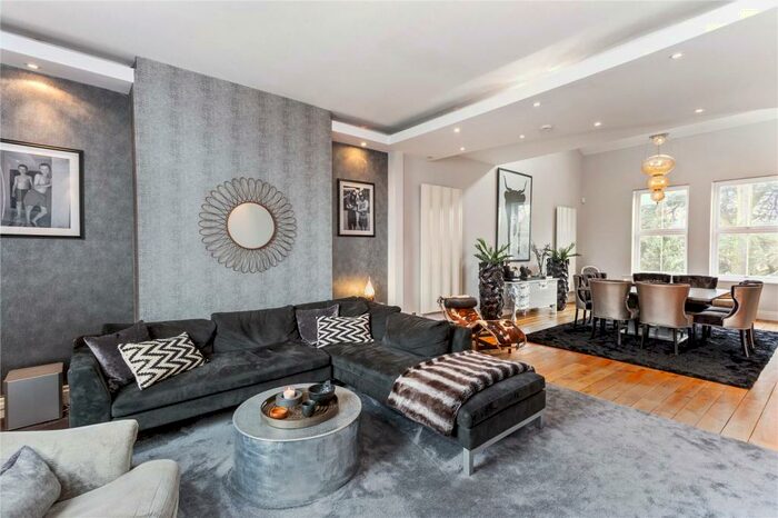 3 Bedroom Penthouse To Rent In Woodburn, Daveylands, Wilmslow, SK9