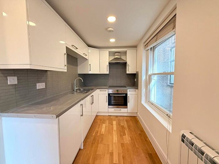 1 Bedroom Flat To Rent In Fleet Street, London, EC4Y