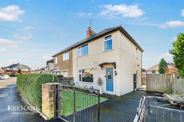 3 Bedroom Semi-Detached House For Sale In The Crescent, Clitheroe, BB7