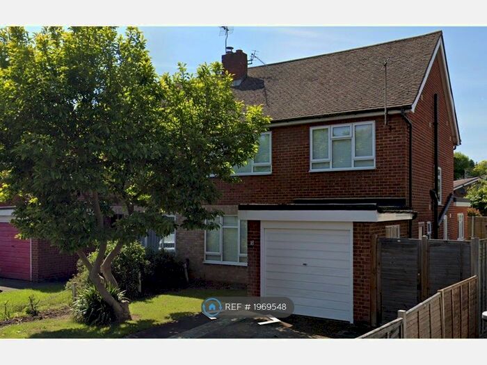 5 Bedroom Semi-Detached House To Rent In Limes Road, Egham, TW20