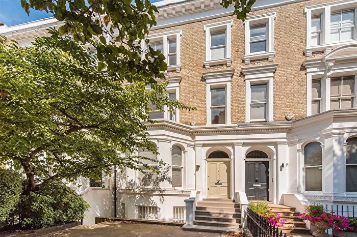 4 Bedroom Detached House To Rent In Stratford Road, London, W8