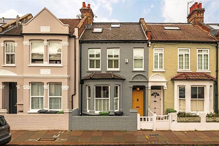 3 Bedroom Terraced House To Rent In Colehill Lane, Fulham, SW6