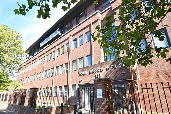 2 Bedroom Flat To Rent In London Road, Isleworth, TW7