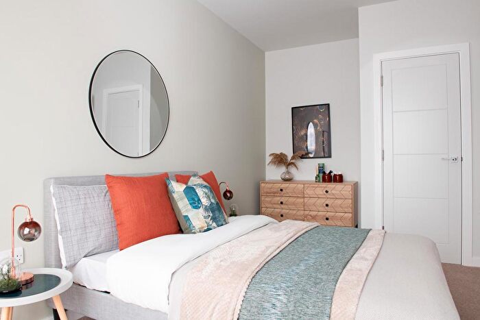 1 Bedroom Flat For Sale In Plot Sheaf Street, Leeds, LS10