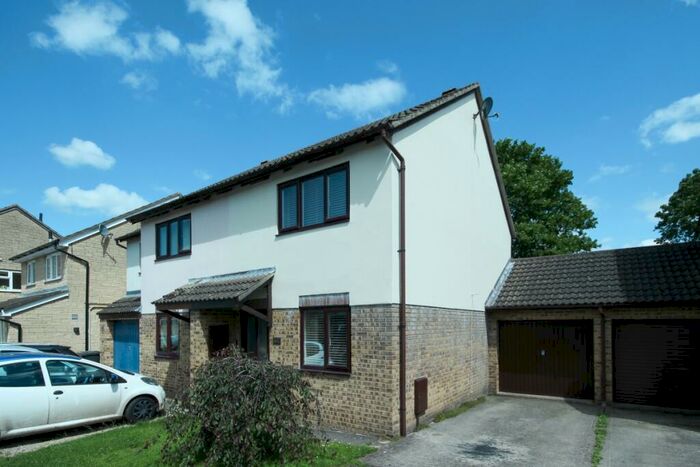 2 Bedroom Semi-Detached House To Rent In Thorney Leys Witney, OX28