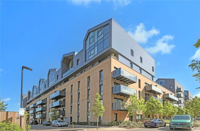 2 Bedroom Flat To Rent In Champness Close, Walthamstow, London, E17