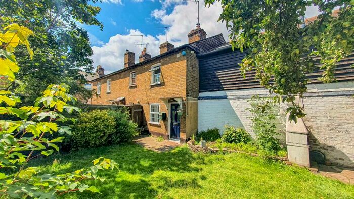 1 Bedroom Cottage To Rent In Russell Court Mews, Port Vale, Hertford, SG14