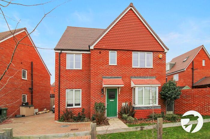 4 Bedroom Detached House To Rent In Forrest Shaw, Castle Hill, Ebbsfleet Valley DA10