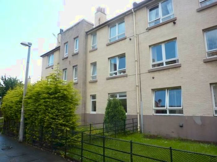 2 Bedroom Flat To Rent In Loaning Road, Restalrig, Edinburgh, EH7