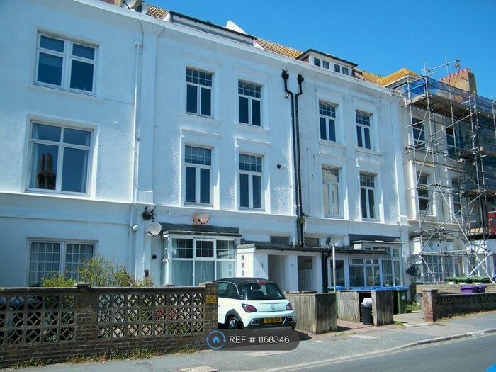 1 Bedroom Flat To Rent In Pelham Road, Eastbourne, BN25