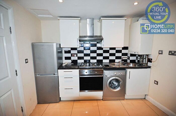 1 Bedroom Flat To Rent In Amariya Court, Bedford, MK40