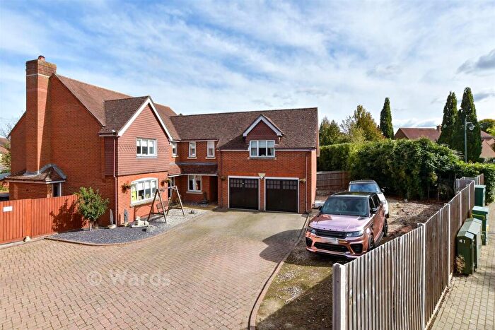 5 Bedroom Detached House For Sale In Bovarde Avenue, Kings Hill, West Malling, Kent, ME19