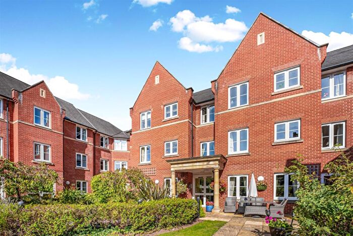 1 Bedroom Retirement Property For Sale In Foxhall Court, School Lane, Banbury, OX16