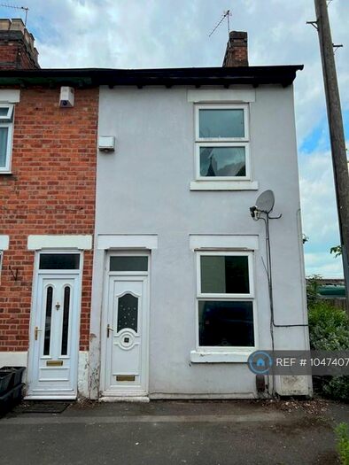 2 Bedroom Terraced House To Rent In Lime Tree Avenue, Stafford, ST16