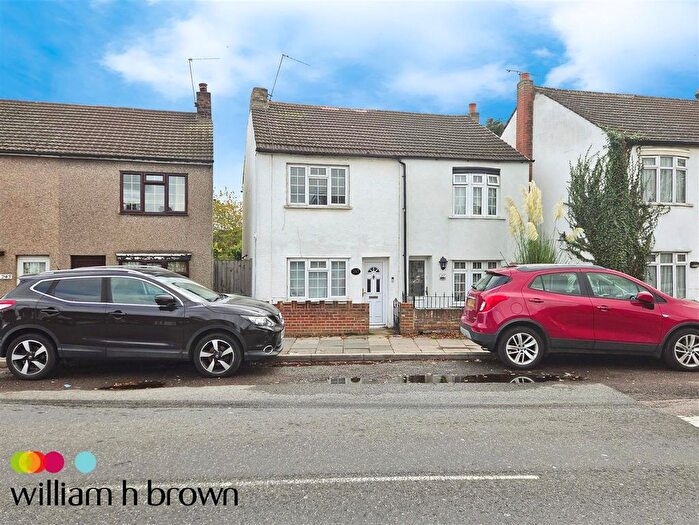 2 Bedroom Terraced House To Rent In London Road, Grays, RM17