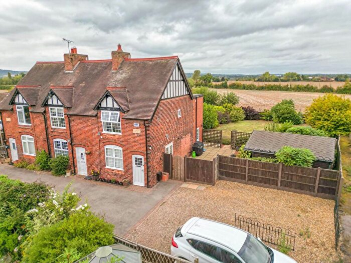 4 Bedroom End Of Terrace House To Rent In Foxs Covert, Fenny Drayton, CV13