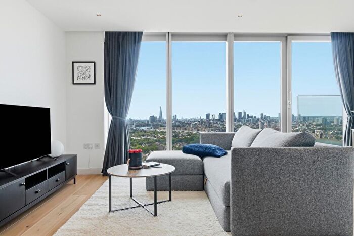 Studio For Sale In Landmark Pinnacle, Canary Wharf, E14