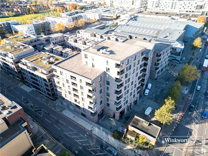 2 Bedroom Apartment For Sale In Bonsai Point, J Edgware Road, Colindale, London, NW9