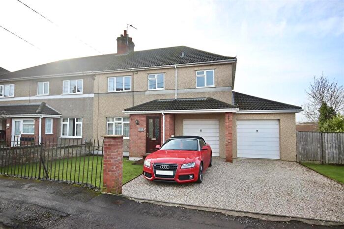 3 Bedroom Semi Detached House For Sale In Wood Lane, Chippenham, SN15