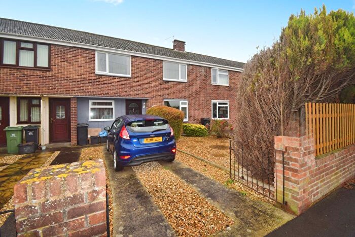 3 Bedroom Terraced House For Sale In Parkway, Bridgwater, TA6