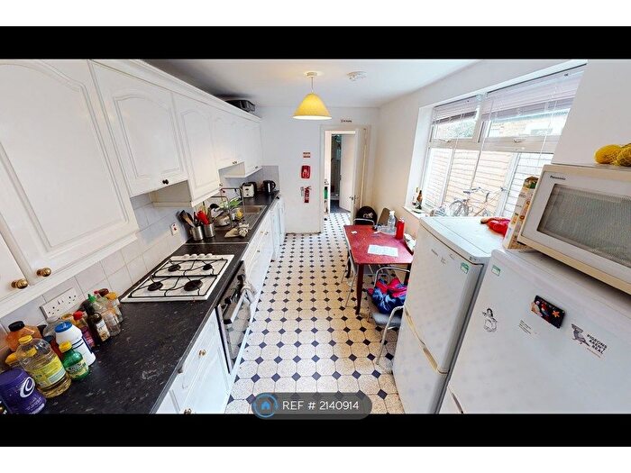 5 Bedroom Detached House To Rent In Havil Street, London, SE5