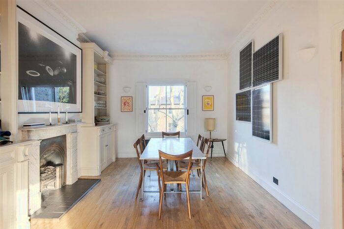 2 Bedroom Flat To Rent In Leamington Road Villas, Notting Hill, London, W11