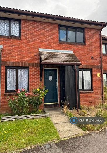 2 Bedroom Terraced House To Rent In Pavilion Way, Edgware, HA8