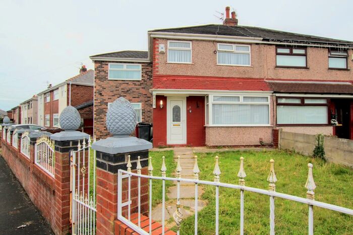 4 Bedroom Semi-Detached House To Rent In Willow Grove, Prescot, L35