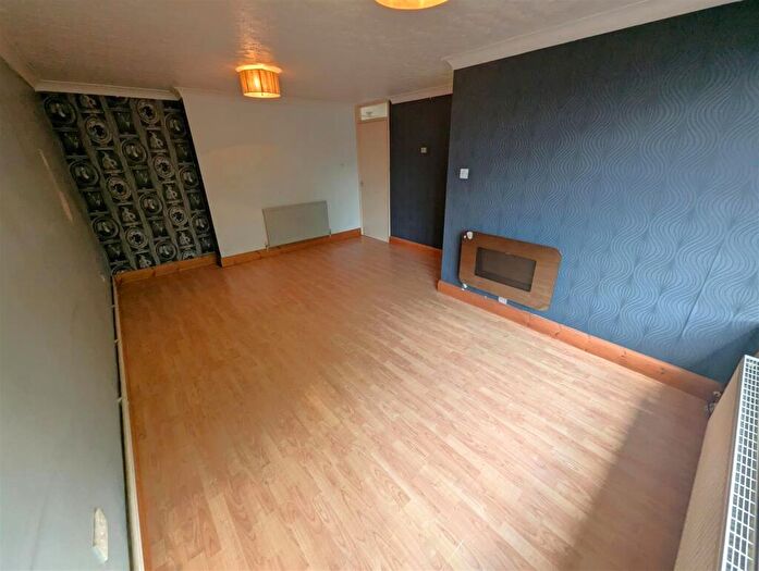 2 Bedroom Apartment For Sale In Thurso Walk, Corby, NN17