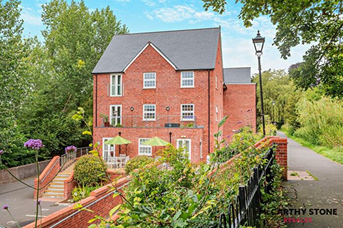 2 Bedroom Apartment For Sale In Tumbling Weir Court, Tumbling Weir Way, Ottery St. Mary, EX11