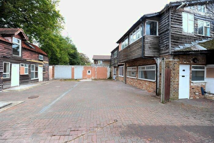 Property To Rent In High Street, Iver, SL0