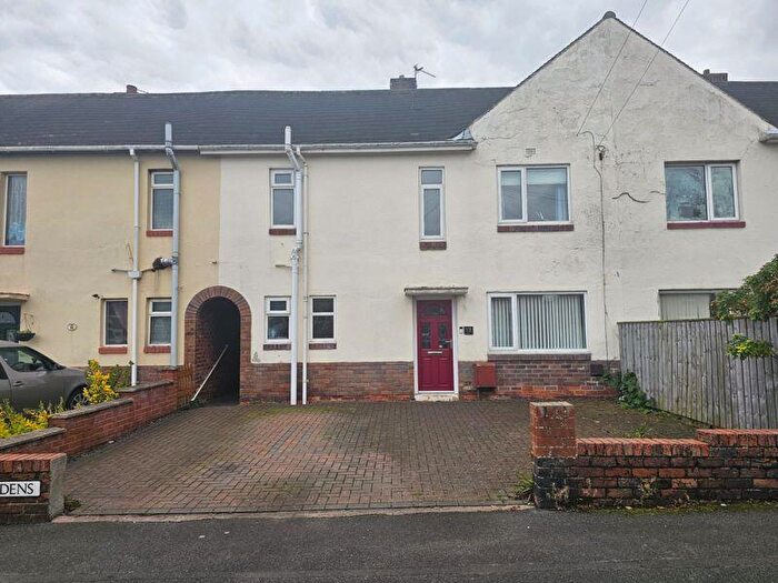 3 Bedroom Semi-Detached House For Sale In Kelso Gardens, Bedlington, NE22